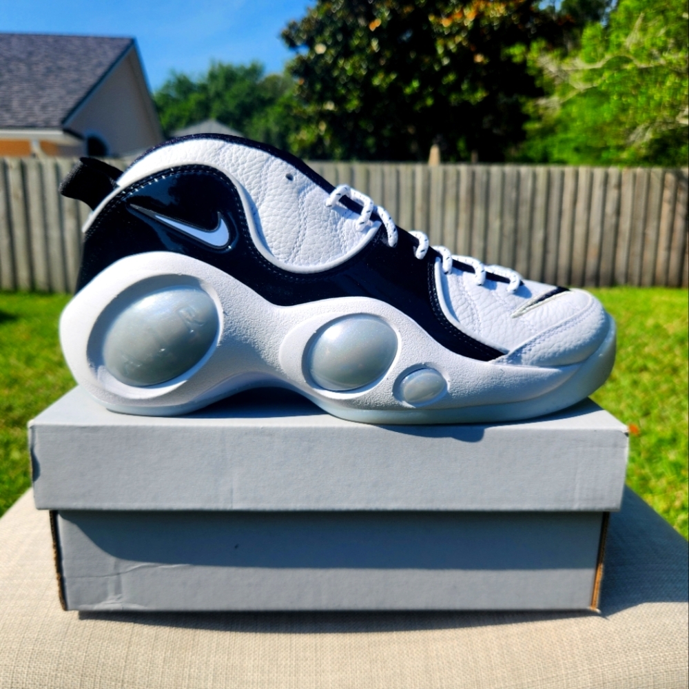 Size 9 - Nike Air Zoom Flight 95 Black Patent Size